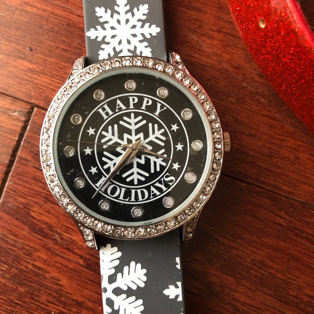 Watch with two extra bands